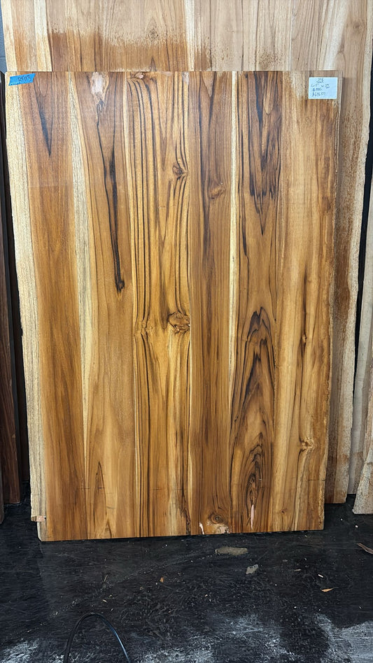 Live Edge Teak Table #331 – 60" x 39–40"